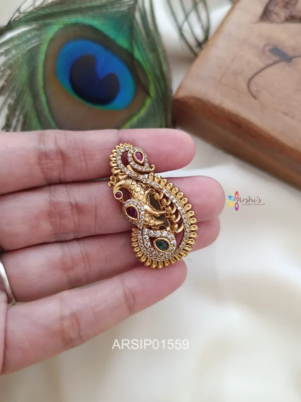 Peacock Design Saree Pin