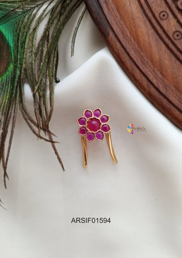 Traditional Flower Kemp Finger Ring