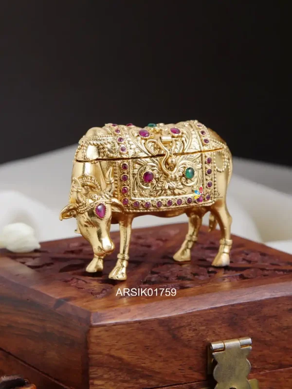 Kamadenu Cow Kumkum Box