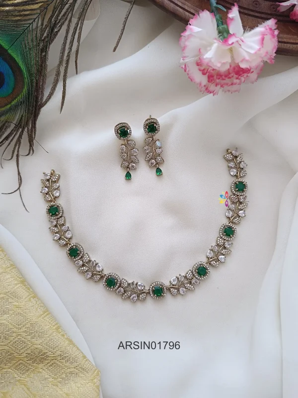 Victorian White and Green Stone Necklace