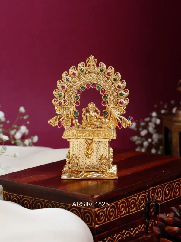 Lord Ganesha Idol Kumkum Box