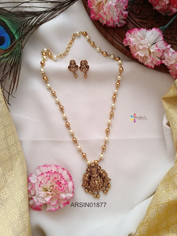 Lakshmi Pendant Perl Chain Necklace