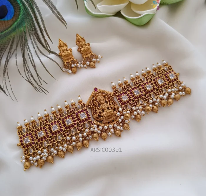 Bridal Temple Gold and Pearl Drop Choker